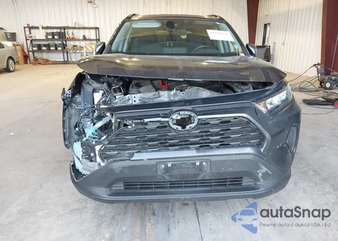 2021 Toyota Rav4 Le z USA, uszkodzony, nr VIN 2T3G1RFV8MC166062
